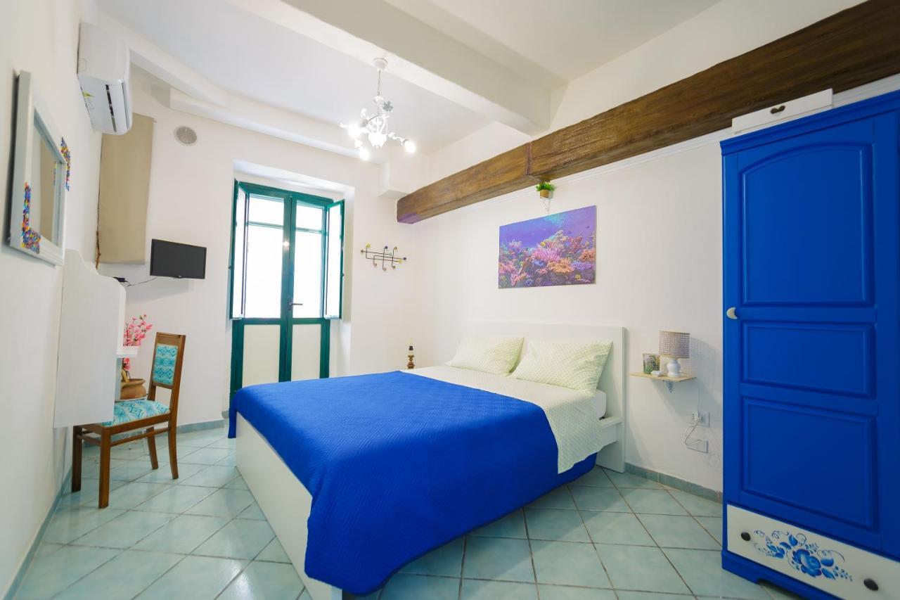 萨莱诺Ti Porto Al Centro Unforgettable Moments公寓 外观 照片